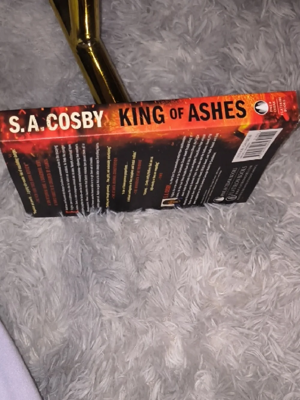 Novel - Picture 4 of 4